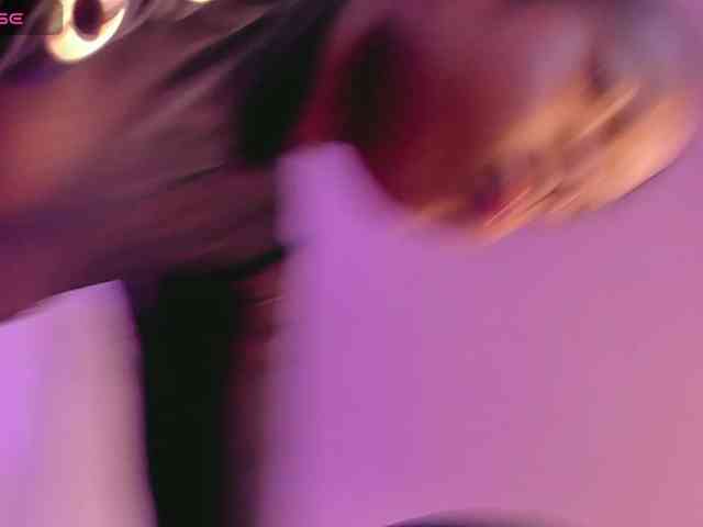 miaawills webcam