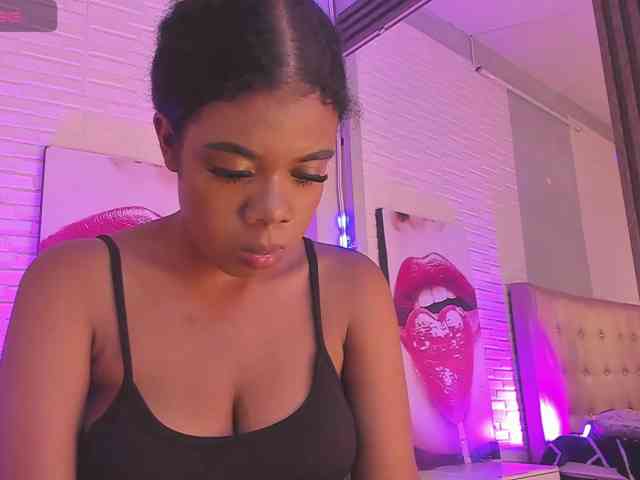 miaawills webcam