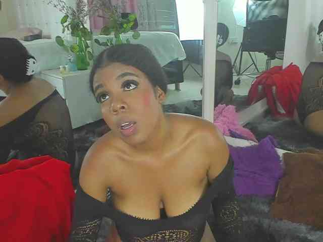 miaawills webcam