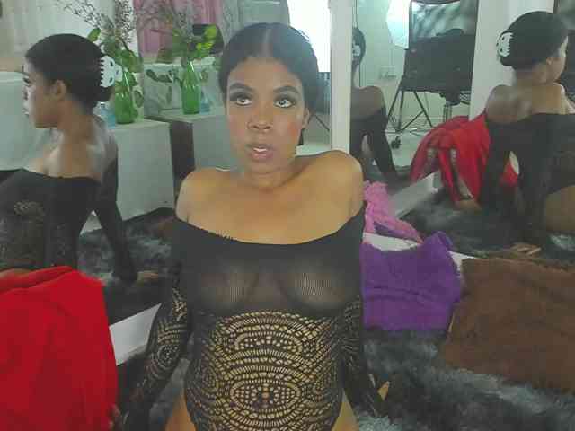 miaawills webcam