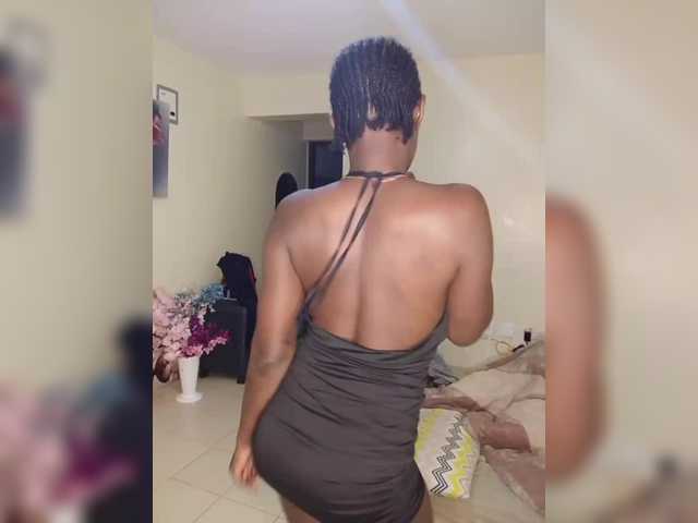 NikkiSweetNectar live cam on BongaCams