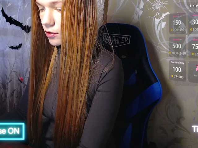TenderGirl, en vivo ahora en BongaCams