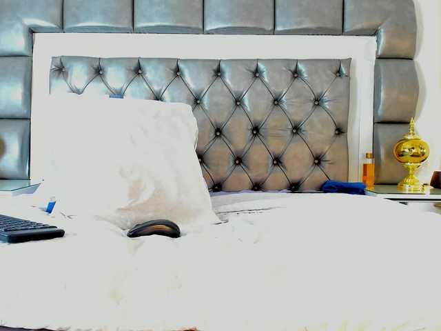 Gale-hodgee live cam preview