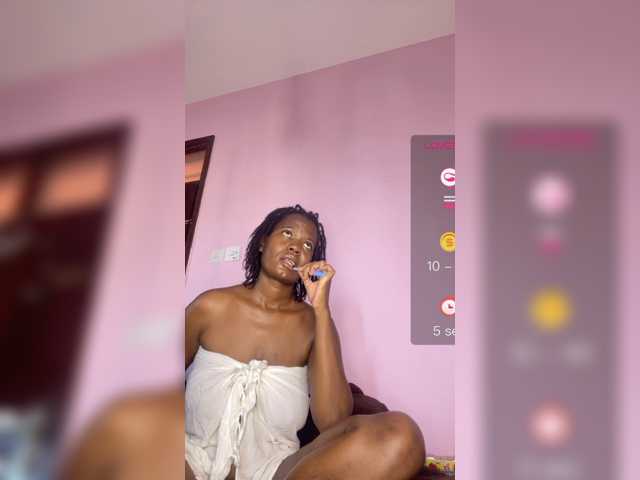 Keylinda75, en vivo ahora en BongaCams