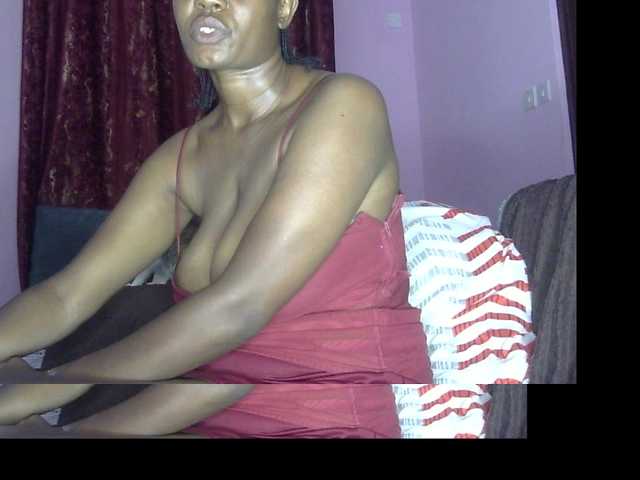 Keylinda75 live cam on BongaCams
