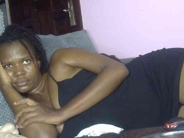 Keylinda75 webcam