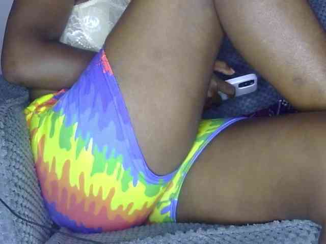 Keylinda75 webcam