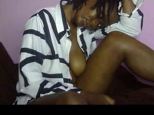 Keylinda75 webcam