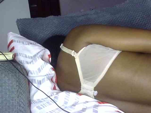Keylinda75 webcam