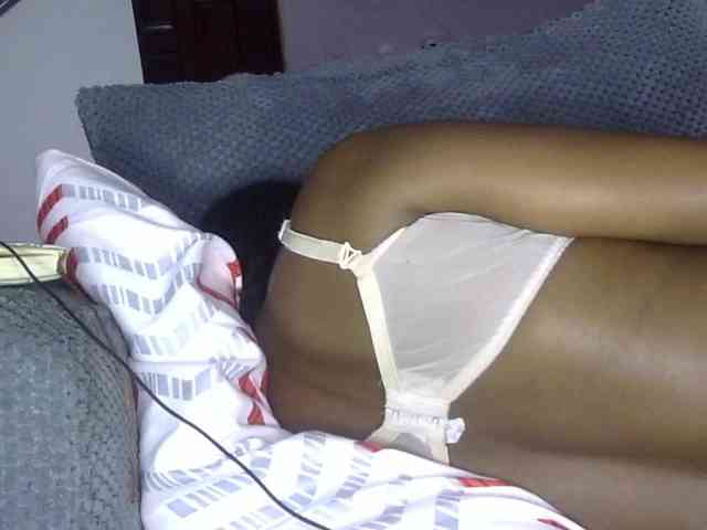 Keylinda75 webcam