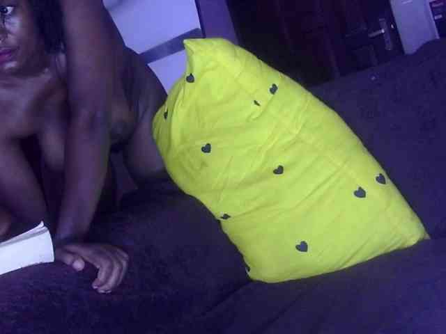 Keylinda75 webcam