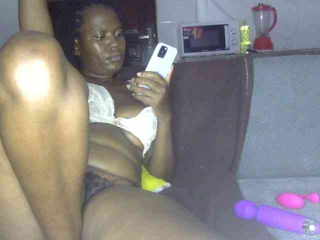 Keylinda75 webcam