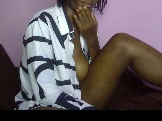 Keylinda75 webcam