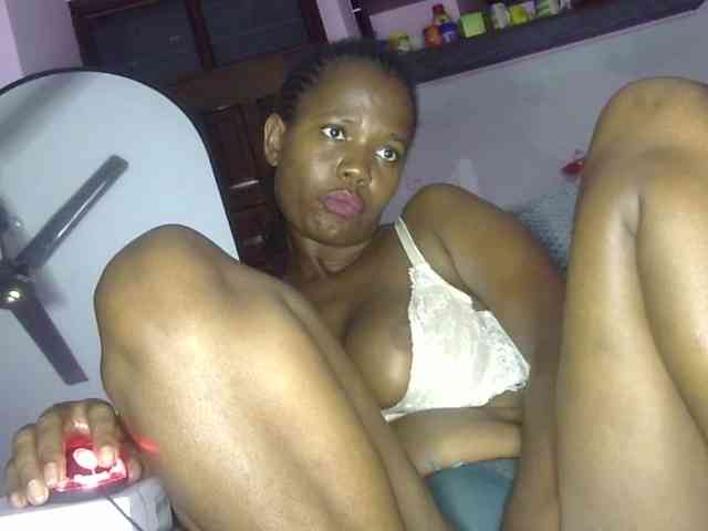 Keylinda75 webcam