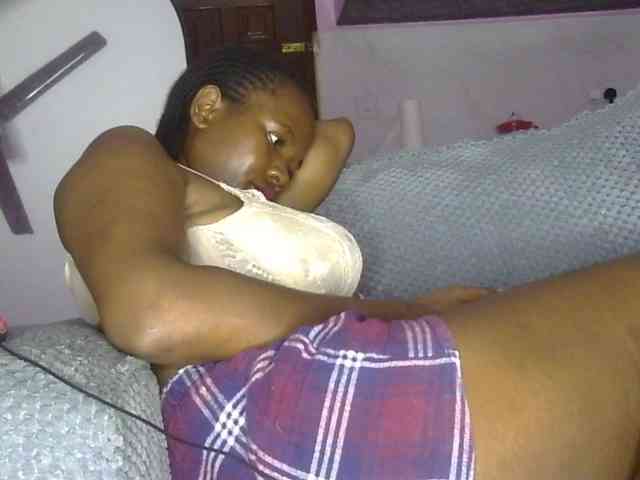 Keylinda75 webcam