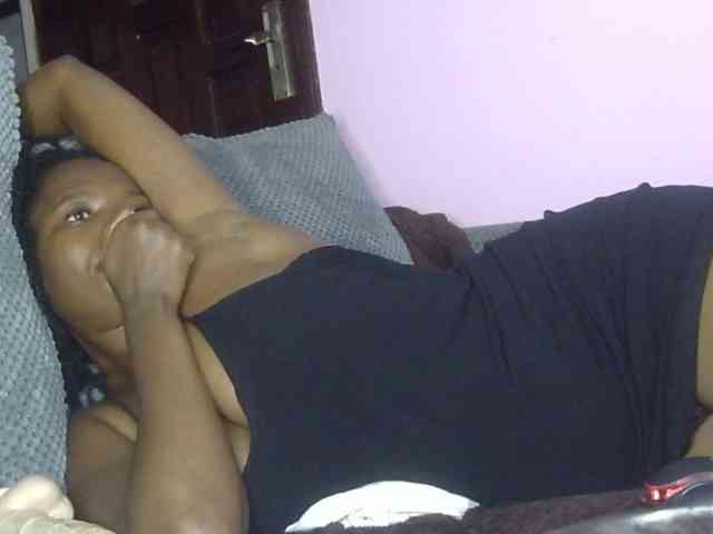 Keylinda75 webcam