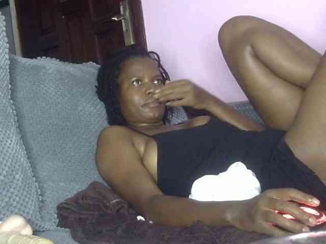Keylinda75 webcam