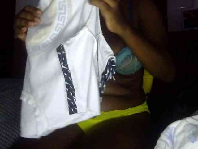 Keylinda75 webcam