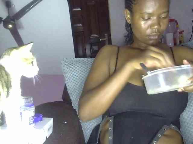 Keylinda75 webcam