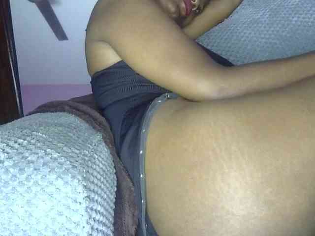 Keylinda75 webcam