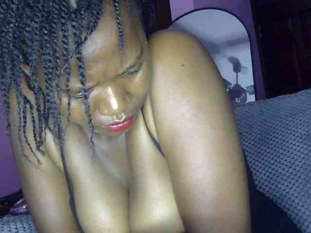 Keylinda75 webcam