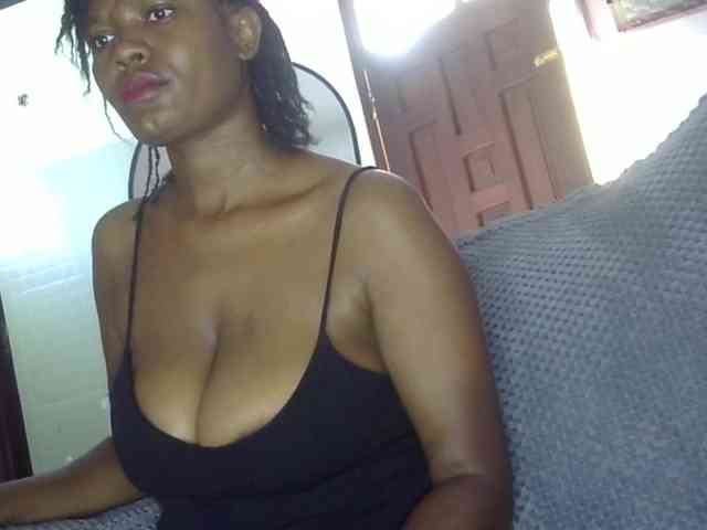 Keylinda75 webcam