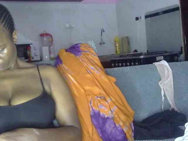 Keylinda75 webcam