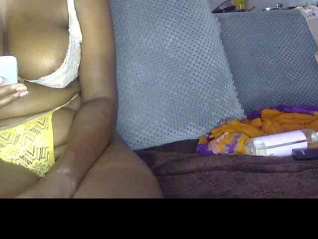 Keylinda75 webcam
