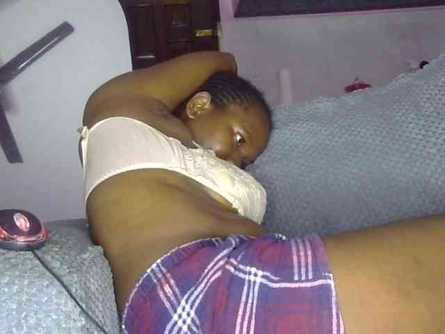Keylinda75 webcam