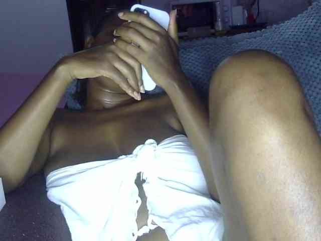 Keylinda75 webcam