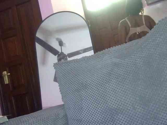 Keylinda75 webcam