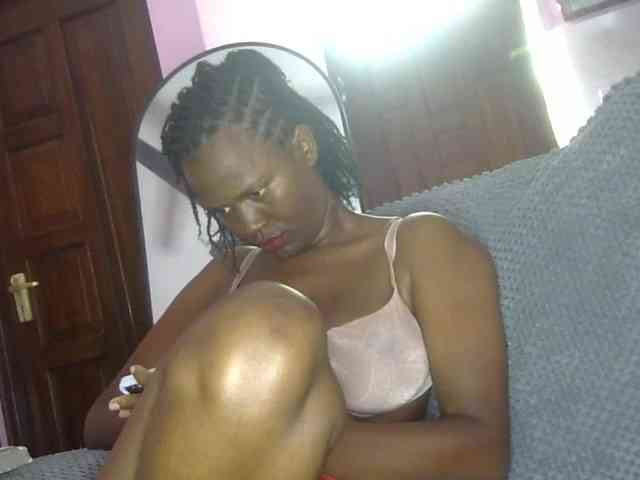 Keylinda75 webcam