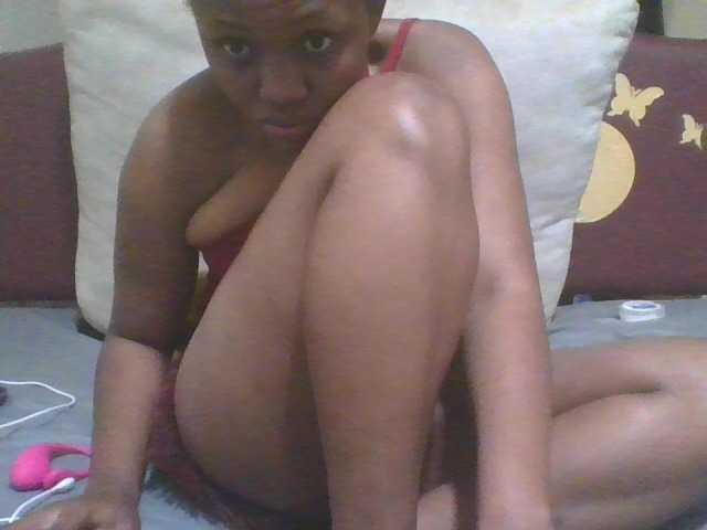 Bootymafia live cam on BongaCams