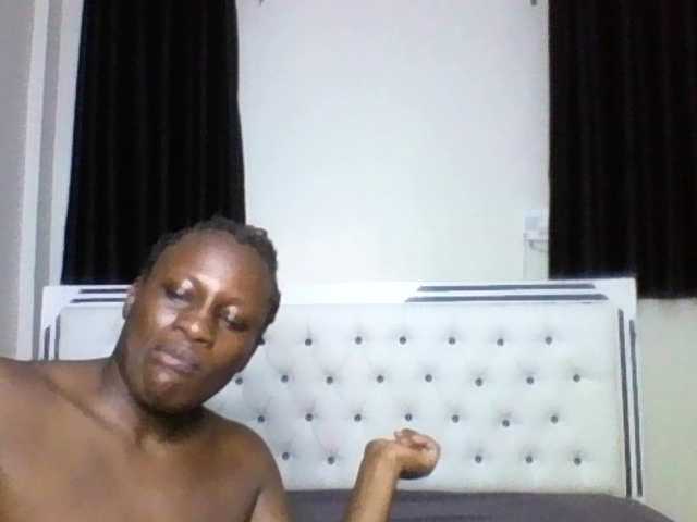 pixelbloom2000 live cam on BongaCams