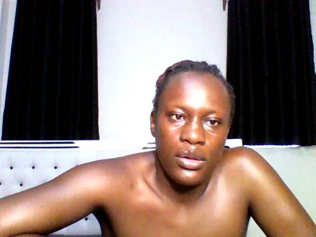 pixelbloom2000 live cam on BongaCams