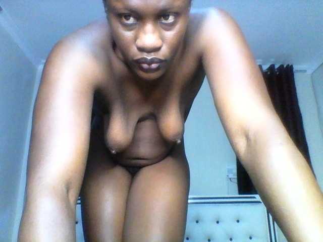 pixelbloom2000 live cam on BongaCams