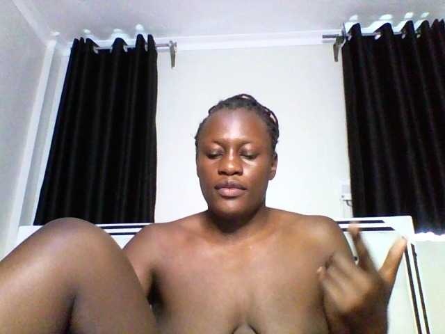 pixelbloom2000 live cam on BongaCams