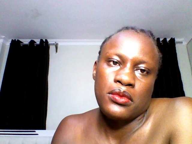 pixelbloom2000 live cam on BongaCams