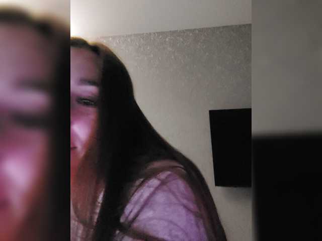 Sweetlollipop25 live cam on BongaCams