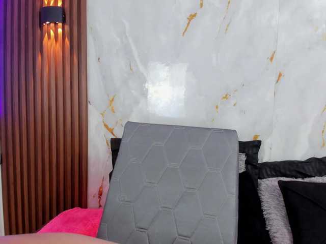loliss-sh live cam on BongaCams