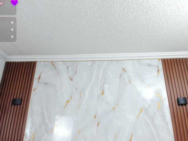 loliss-sh live cam on BongaCams