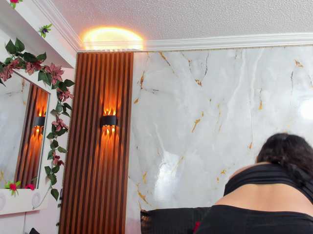 loliss-sh live cam on BongaCams
