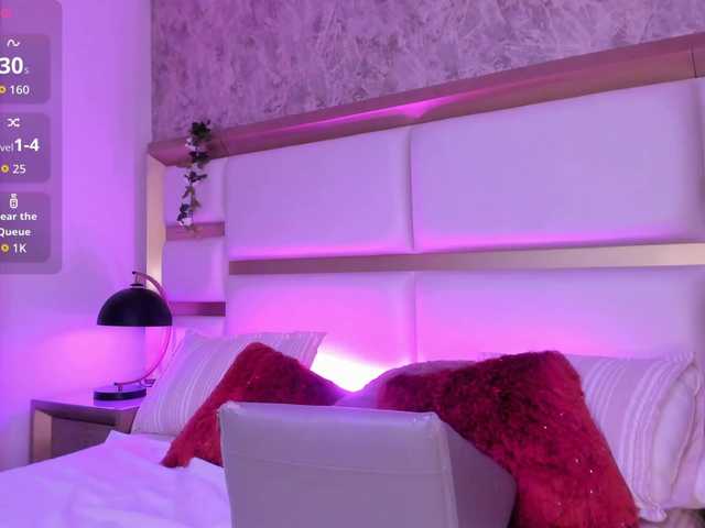 AntonellaDolce live cam preview