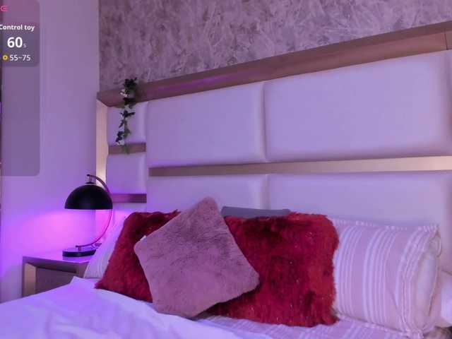 AntonellaDolce live cam preview