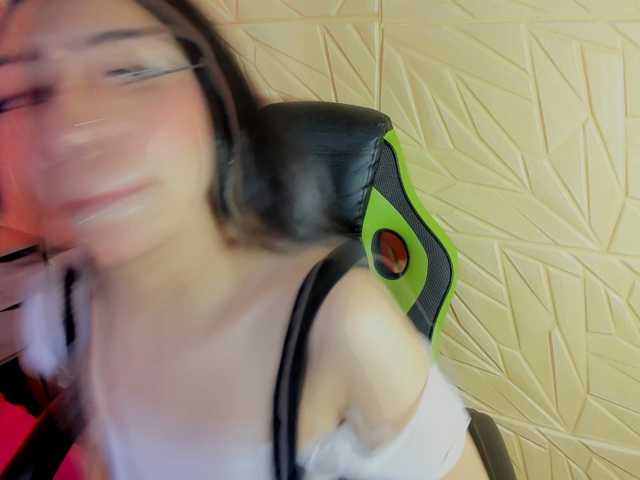 isabela-croftt live cam preview