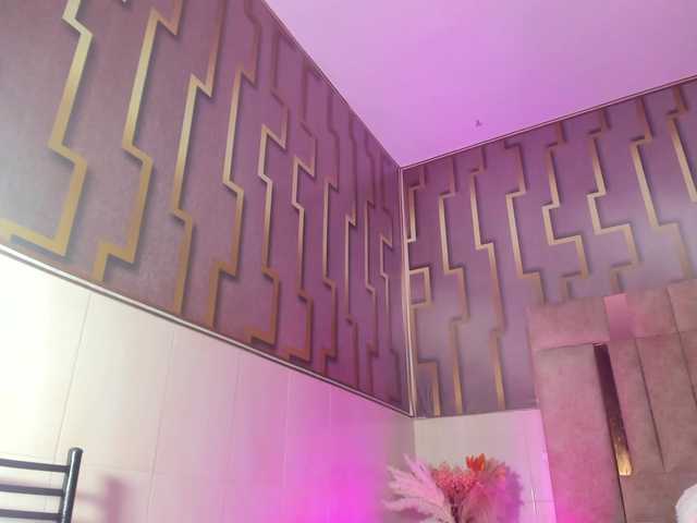 isabela-croftt live cam on BongaCams