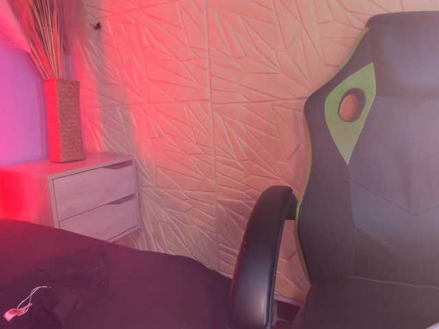 isabela-croftt live cam on BongaCams