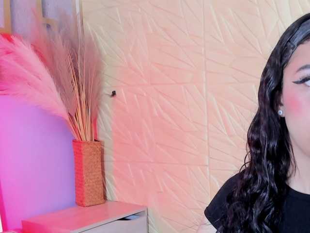isabela-croftt live cam on BongaCams
