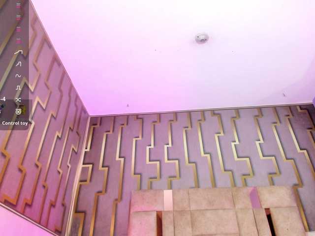 isabela-croftt live cam on BongaCams
