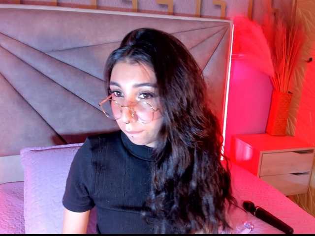 isabela-croftt live cam on BongaCams